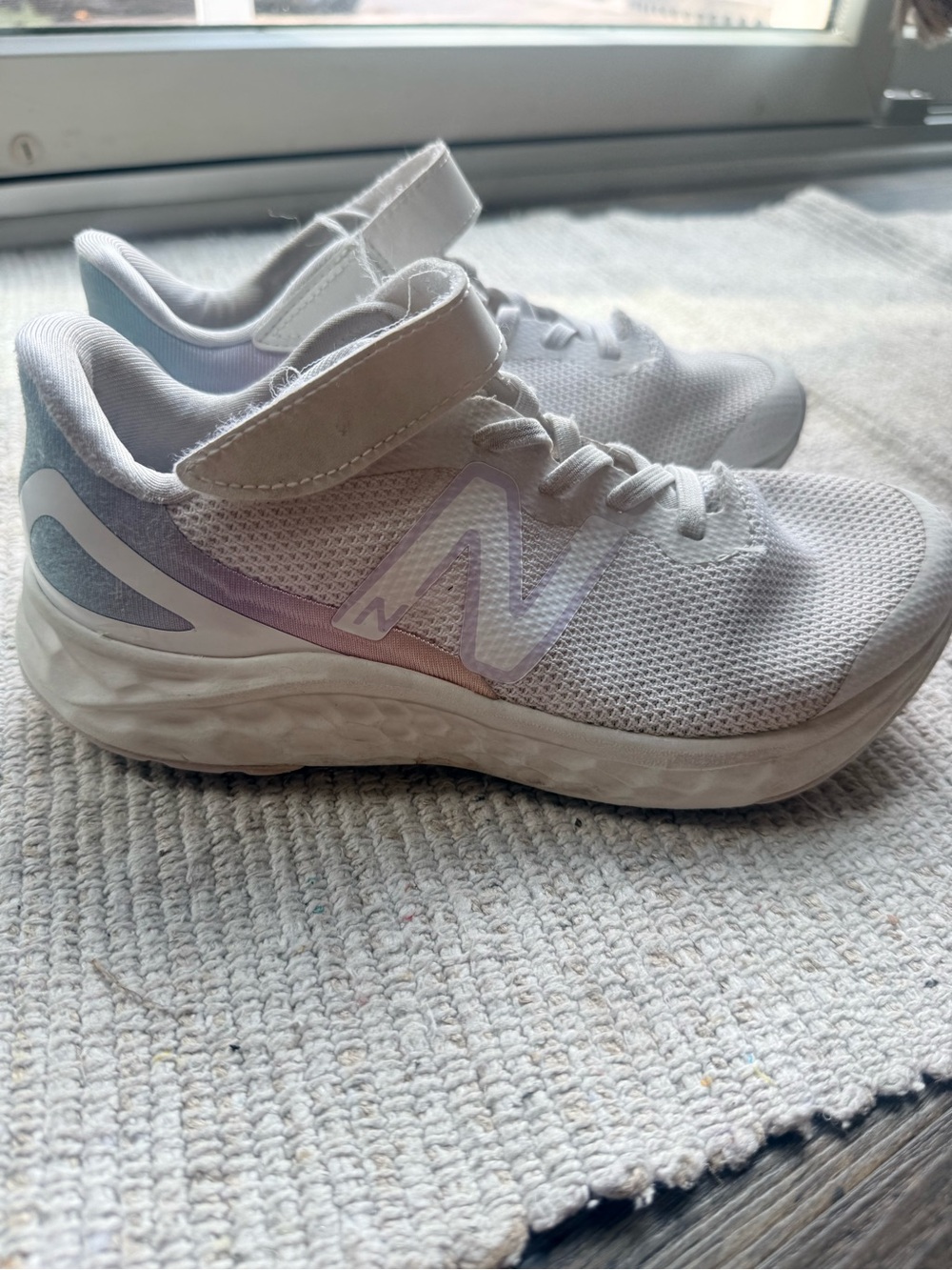 New Balance Kids White Sneakers with Iridescent Accent